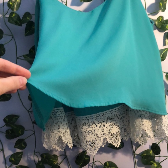 Two Layered Tank Top - Picture 3 of 3